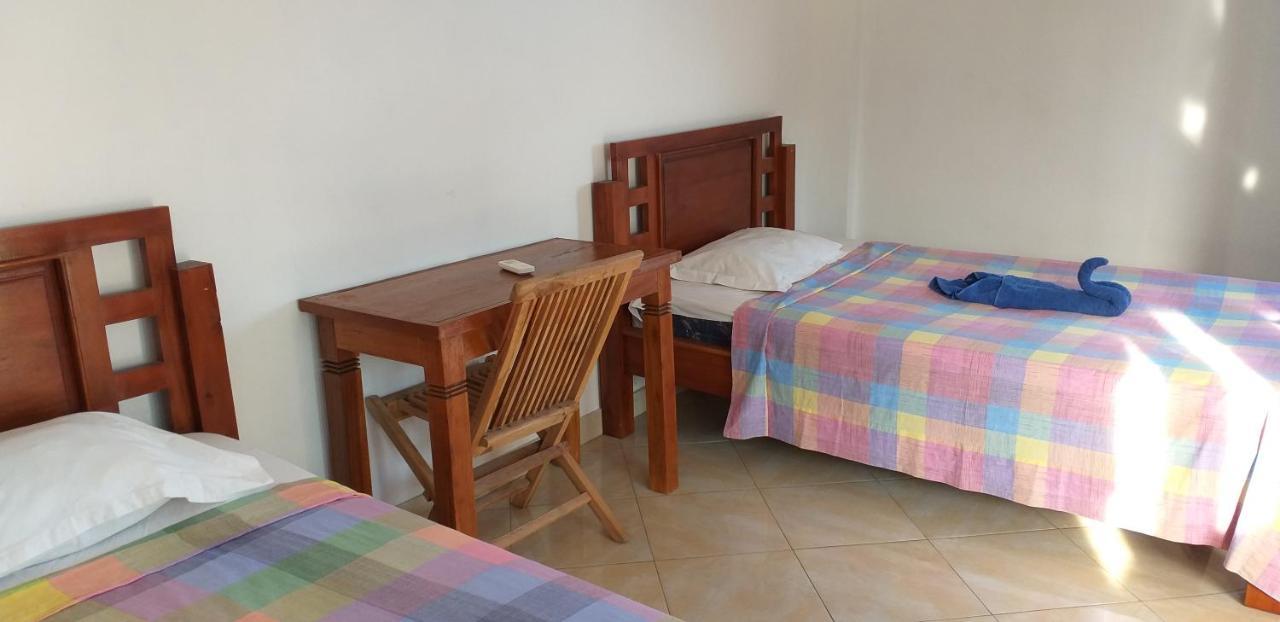 Amed Sari Beach Guesthouse Kültér fotó